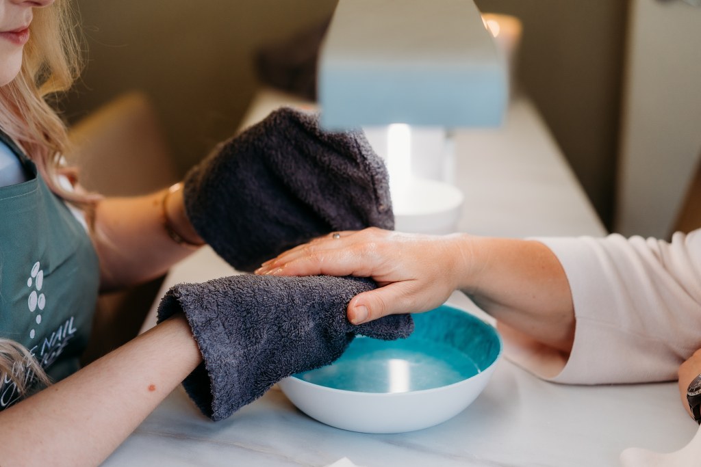 luxury gel manicure guildford